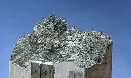 C99C9557_RT8_AH_7_12_2004