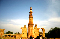 ��������: Qutub Minar