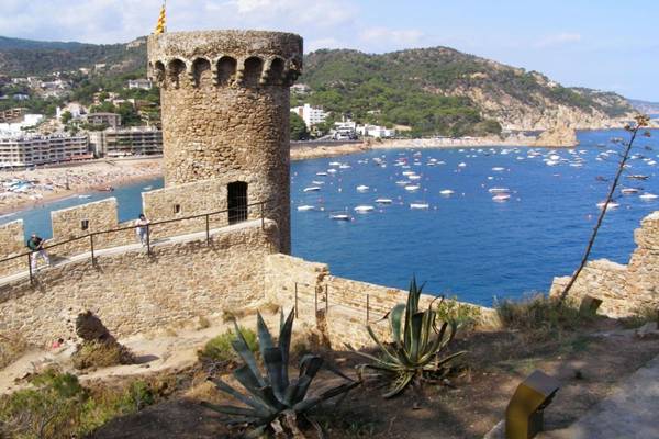 Description: http://fiestalonia.com/PROGRAM/img/lloret-de-mar.jpg