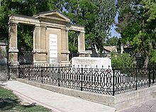 http://upload.wikimedia.org/wikipedia/commons/thumb/c/c6/Aivazovsky%27s_tomb.JPG/220px-Aivazovsky%27s_tomb.JPG