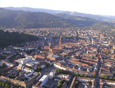 http://www.frsw.de/fotos04sep/ballon-freiburg-01.jpg