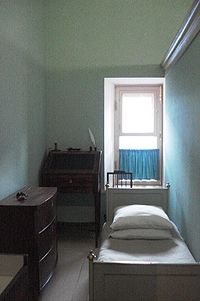 http://upload.wikimedia.org/wikipedia/commons/thumb/9/93/Pushkin%27s_Room.JPG/200px-Pushkin%27s_Room.JPG