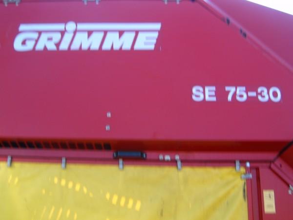 s3700033.jpg