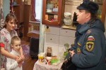 Сотрудники Госпожнадзора во время рейдов напоминают белгородцам о пожарной безопасности