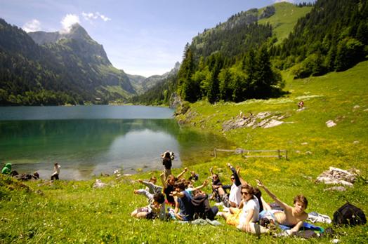 http://www.bec-dnepr.com/upload/images/Les-Elfes-summer-camp-Verbier.jpg