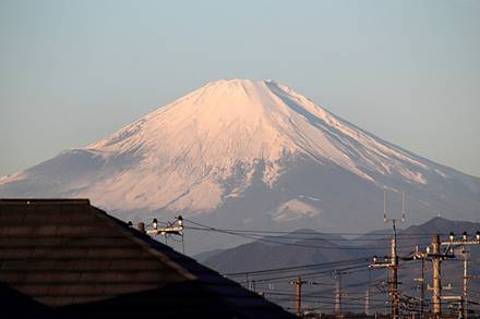 http://farm6.staticflickr.com/5001/_e1796707e8.jpg