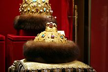 ��������: http://upload.wikimedia.org/wikipedia/commons/thumb/5/5e/Armoury-flickr09.jpg/220px-Armoury-flickr09.jpg