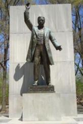 ��������: http://www.presidentsusa.net/trstatue.jpg