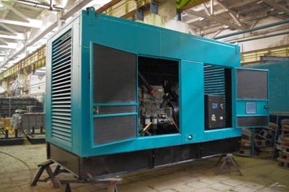 Arrangement of VETZ500 kVA gen-set with Perkins-Mecc Alte in soundproof canopy.jpg