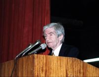 Алексей Алексеевич Леонтьев читает лекцию об А.Н. Леонтьеве