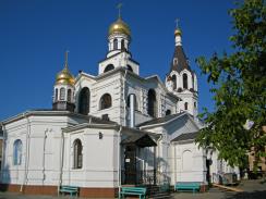 http://upload.wikimedia.org/wikipedia/commons/8/82/%D0%93%D0%BE%D0%BC%D0%B5%D0%BB%D1%8C._%D0%A1%D0%B2%D1%8F%D1%82%D0%BE-%D0%9D%D0%B8%D0%BA%D0%BE%D0%BB%D1%8C%D1%81%D0%BA%D0%B8%D0%B9_%D1%85%D1%80%D0%B0%D0%BC..JPG?uselang=ru
