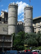 File:Genova Porta Soprana.jpg