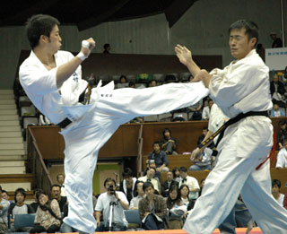 http://gbring.com/sokuho/result/images/2008_11/_kyokushinkan_12.jpg