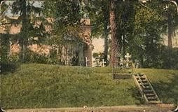 http://upload.wikimedia.org/wikipedia/commons/thumb/4/46/Borodino_Postcard_of_Monastery.jpg/290px-Borodino_Postcard_of_Monastery.jpg
