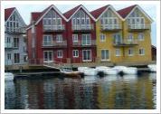 http://www.nautnes.com/t_Hellesoy_Brygge_11_1.jpg