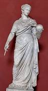 http://upload.wikimedia.org/wikipedia/commons/thumb/4/4b/Urania_Pio-Clementino_Inv293.jpg/150px-Urania_Pio-Clementino_Inv293.jpg