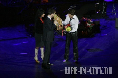 ������