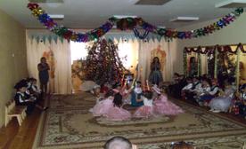 C:\Users\uzer\Desktop\ФОТО\новый год 2012\подгот гр\P1030472.JPG