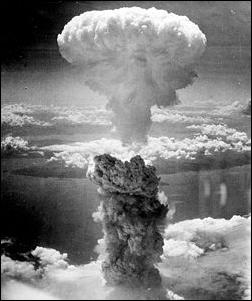 http://upload.wikimedia.org/wikipedia/commons/thumb/e/e0/Nagasakibomb.jpg/250px-Nagasakibomb.jpg