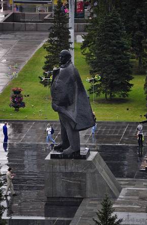 &Lcy;&iecy;&ncy;&icy;&ncy; &ncy;&acy; &Lcy;&iecy;&ncy;&icy;&ncy;&acy;. &Ncy;&ocy;&vcy;&ocy;&scy;&icy;&bcy;&icy;&rcy;&scy;&kcy;. &Fcy;&ocy;&tcy;&ocy;: &Scy;&tcy;&iecy;&pcy;&acy;&ncy;&ocy;&vcy; &Scy;&lcy;&acy;&vcy;&acy;