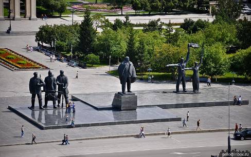 http://*****/story/NOVOSIBIRSK/PARK_NOVOSIBIRSK/lenin_gelio_01.jpg