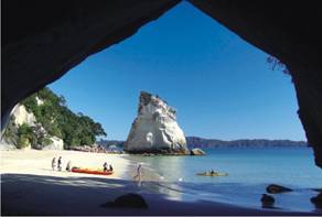Описание: Cathedral Cove Sea Kayak Tours