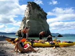 Описание: Pillar_kayaks_opt