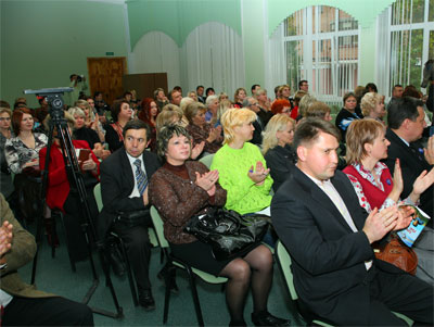 http://*****/obshestv/link/081114/01.jpg