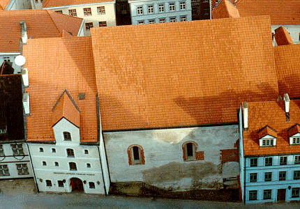 http://valoda.ailab.lv/kultura/kultura/arh31.gif