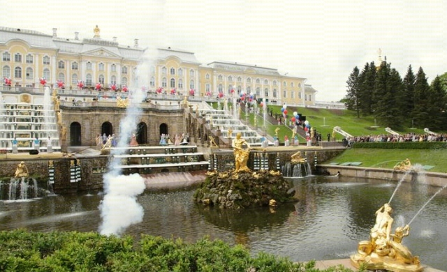 праздник открытия фонтанов