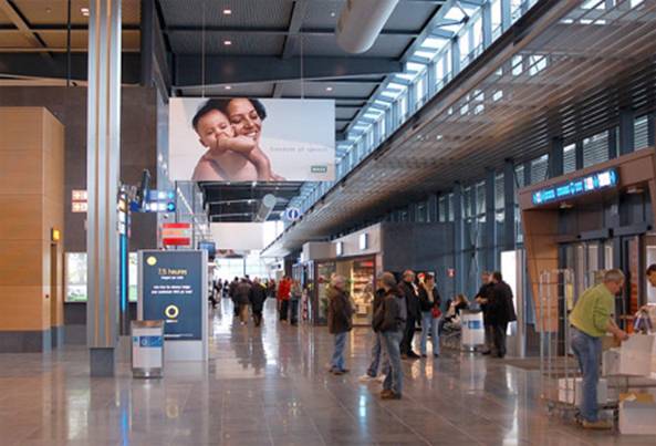 ��������: Macintosh HD:Users:edgar:Documents:����_��:�������� �������� �������:charleroi_airport_01.jpg