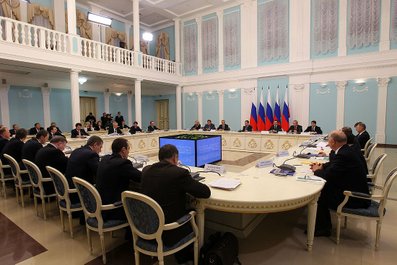 Заседание президиума Государственного совета об усилении государственных гарантий защиты прав потребителей.