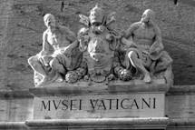 http://*****/Articles/21/4326/vaticanmuseums.jpg