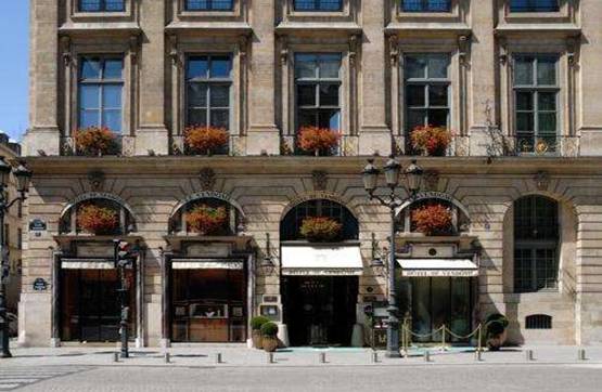http://www.7ojozaat.com/wp-content/gallery/hotel-de-vendome-paris/3927027.jpg