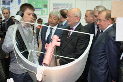 http://*****/novosti/arxiv2011/.jpg