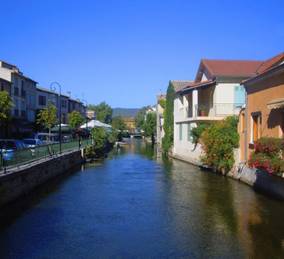 http://*****/mel/france/images/avingon_6.jpg