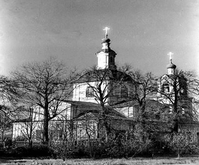 Московская область. Одинцовский район. Перхушково. Церковь Покрова Пресвятой Богородицы. Фотография.