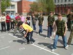 http://*****/news/0506/may06/sm.jpg
