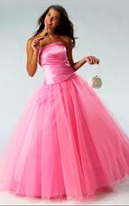 ��������: http://www.garderob.by/upload/img/Articles/2009/3/evening_dress/vp_8.jpg