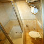 http://q-cd.bstatic.com/images/hotel/square90/405/4050468.jpg
