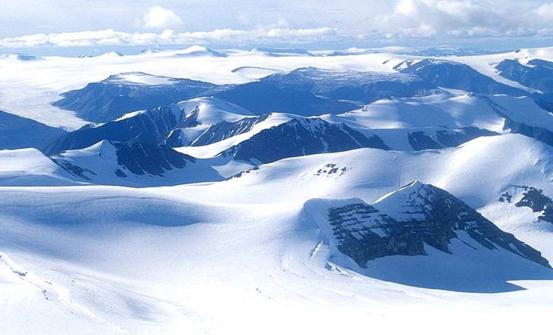 ����:Osborn Range ().jpg
