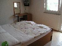 JURIC * * * - Baska Voda Apartmani Ljetovanje 3