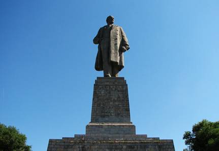 Памятник Ленину в Волгограде