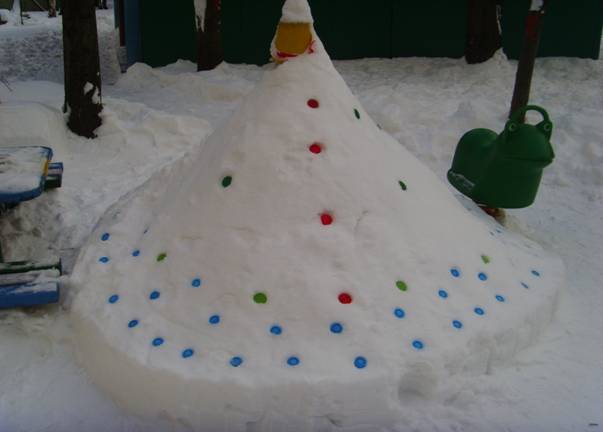 F:\9 группа уч. г\9 гр снежные постройки 2013 г\PIC_0086.JPG