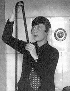1928 LYuB editing film.jpg
