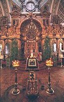 155px-The_interior_of_St__Andrew's_cathedral_St__Petersburg.jpg