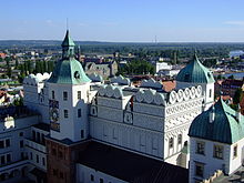 http://upload.wikimedia.org/wikipedia/commons/thumb/f/ff/Zamek_Ksiazat_Pomorskich_w_Szczecinie_%28widok_z_wiezy%29.jpg/220px-Zamek_Ksiazat_Pomorskich_w_Szczecinie_%28widok_z_wiezy%29.jpg