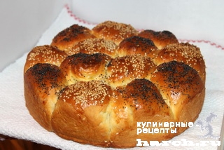 Праздничный немецкий хлеб