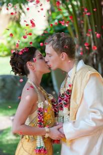 \\SERVER\public\MARIA\WEDDINGS\�������\6 page\_CA17375.JPG