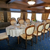 http://www.vodohod.com/small-boats/motorships/30/temp_165_165_moskva-198-9.jpg